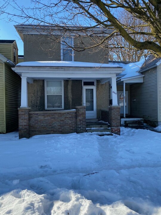 466 Elizabeth St in Fort Wayne, IN - Foto de edificio