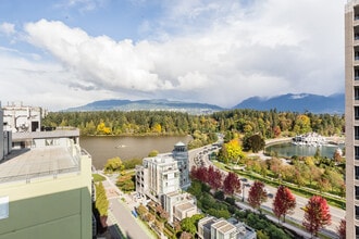 Harbourview in Vancouver, BC - Building Photo - Building Photo