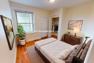 73 Thatcher St in Brookline, MA - Building Photo - Building Photo