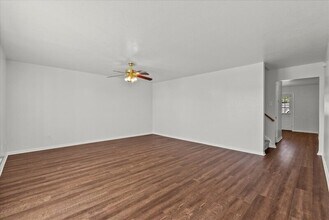 5065 Akumal Calle in Dickinson, TX - Building Photo - Building Photo