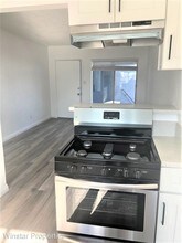 12520 Lakewood Blvd in Downey, CA - Building Photo - Building Photo