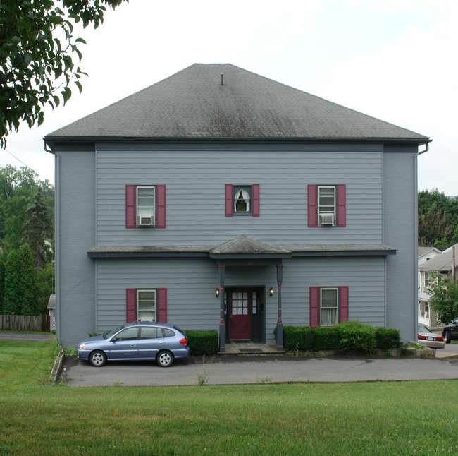 600 Bloom St in Danville, PA - Foto de edificio - Building Photo