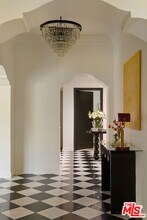 236 S Reeves Dr in Beverly Hills, CA - Building Photo - Building Photo