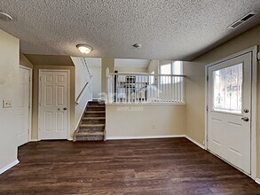 6743 Fountain Ridge Cir in Fountain, CO - Foto de edificio - Building Photo