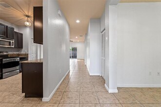 3448 NE 1st St in Homestead, FL - Building Photo - Building Photo