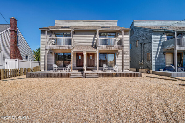 21 Brown Ave in Lavallette, NJ - Building Photo - Building Photo