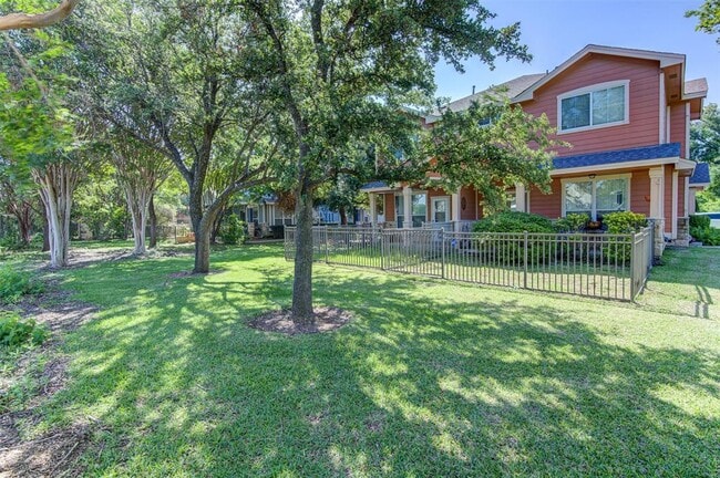 1481 E Old Settlers Blvd in Round Rock, TX - Building Photo - Building Photo