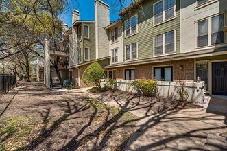 9611 Walnut St in Dallas, TX - Building Photo - Building Photo