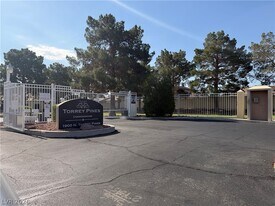 1900 N Torrey Pines Dr in Las Vegas, NV - Building Photo