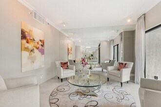 6895 Willow Wood Dr in Boca Raton, FL - Building Photo - Building Photo
