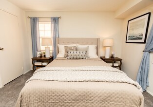 Seminary Roundtop Apartments in Lutherville, MD - Foto de edificio - Building Photo