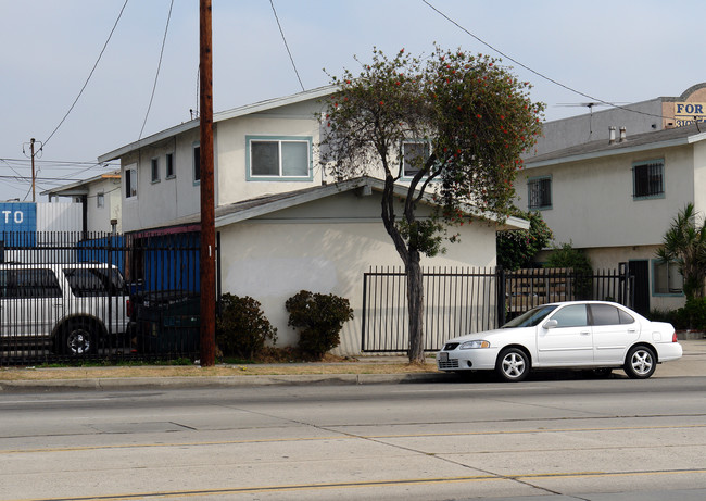 4455 W Rosecrans Ave., Lawndale, CA 90250 in Hawthorne, CA - Building Photo - Building Photo