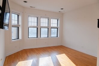 2508 W Catalpa Ave in Chicago, IL - Building Photo - Building Photo