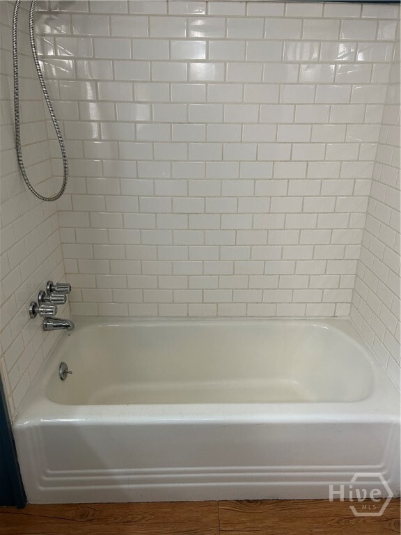 property at 433 S Rocksprings St