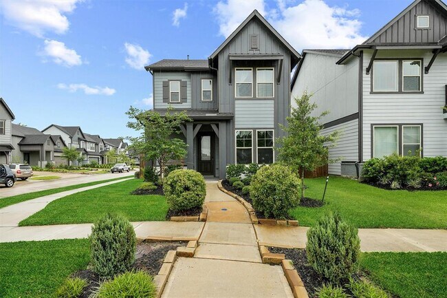 property at 1550 Park Path Dr