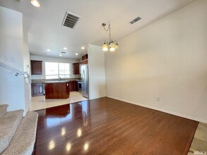 3100 Sterling Ridge Cir in Sparks, NV - Building Photo - Building Photo