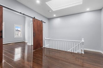 161 Van Horne St in Jersey City, NJ - Building Photo - Building Photo