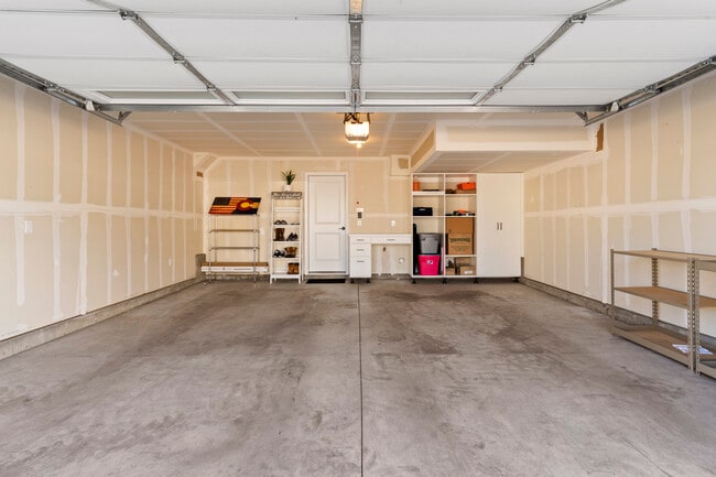 2461 Horsemanship Ct in Colorado Springs, CO - Foto de edificio - Building Photo