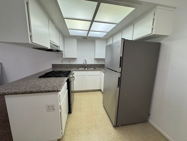 118 W Boone St in Santa Maria, CA - Building Photo - Building Photo