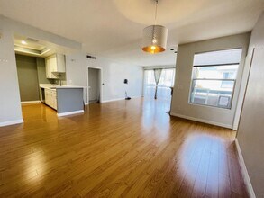 11225 Peach Grove St in Los Angeles, CA - Building Photo - Building Photo