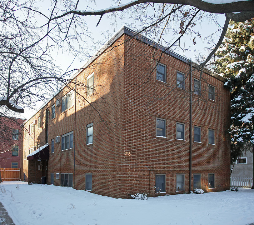 The Laurel Flats in St. Paul, MN - Building Photo