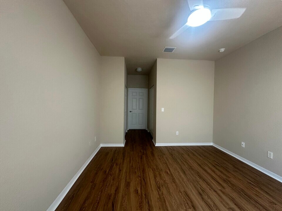 3041 SE Lexington Lakes Dr in Stuart, FL - Building Photo