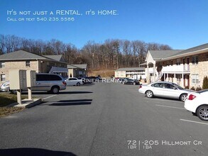 721 Hillmont Cir in Harrisonburg, VA - Building Photo - Building Photo