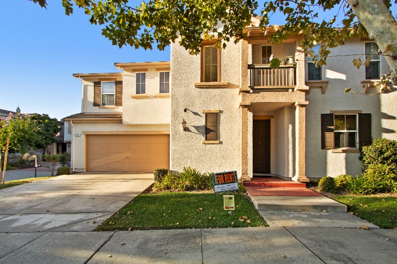 151 Candela Cir in Sacramento, CA - Building Photo