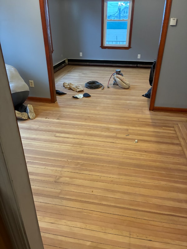 13 Central Ave in East Providence, RI - Foto de edificio - Building Photo