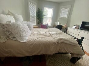 79 Sydney St, Unit 1 in Boston, MA - Foto de edificio - Building Photo