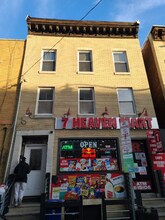 162 University Ave in Newark, NJ - Foto de edificio - Building Photo