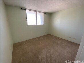 737 Olokele Ave in Honolulu, HI - Building Photo - Building Photo