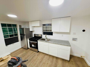 1555 W Shaw St-Unit -Shaw 2 (Downstairs) in Fort Worth, TX - Building Photo - Building Photo