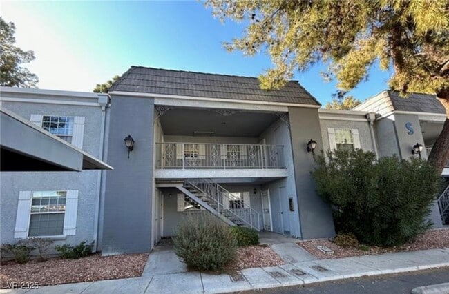 property at 3823 S Maryland Pkwy