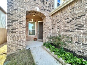 12421 Ace in the Hole Ln in Del Valle, TX - Building Photo - Building Photo