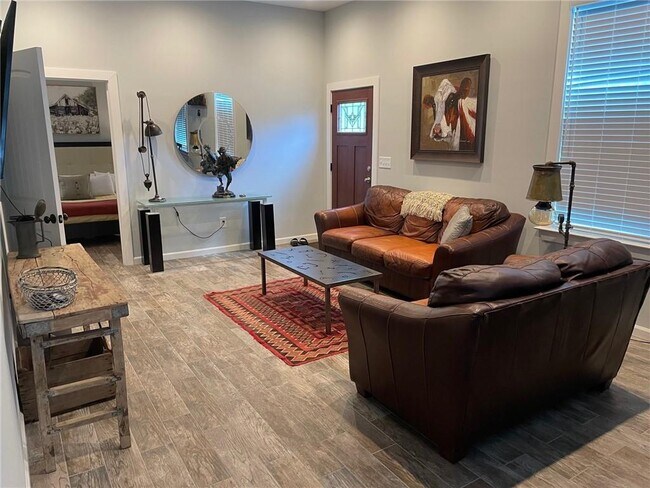 8470 Hearn Rd in Palmetto, GA - Building Photo - Building Photo