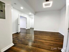 3 E 38th St in Kansas City, MO - Building Photo - Building Photo