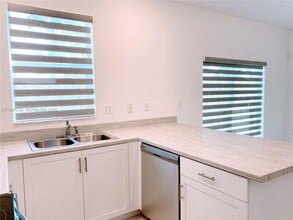 1845 SE 27th Rd in Homestead, FL - Building Photo - Building Photo