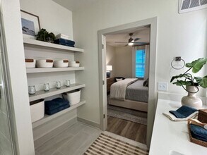 Saltaire Apartment Homes in Santa Rosa Beach, FL - Foto de edificio - Building Photo