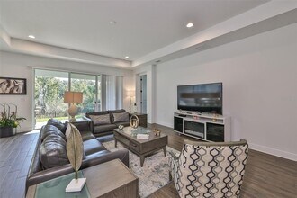 5410 Trevesta Pl in Palmetto, FL - Building Photo - Building Photo