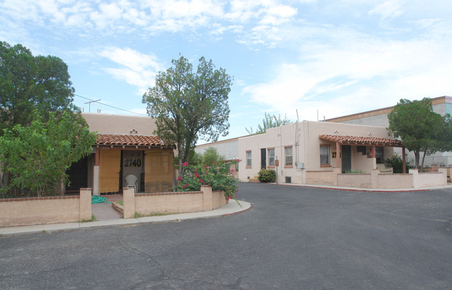 2736-2742 N Stone Ave in Tucson, AZ - Foto de edificio - Building Photo