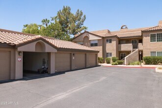 10101 N Arabian Trl, Unit 2004 in Scottsdale, AZ - Building Photo - Building Photo