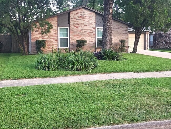 6922 Foxside Ln in Humble, TX - Building Photo - Building Photo