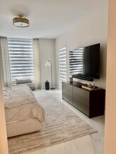 220 SE Mizner Blvd, Unit 308 in Boca Raton, FL - Building Photo - Building Photo