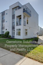 1028 W Eastland Ave in Nashville, TN - Foto de edificio - Building Photo