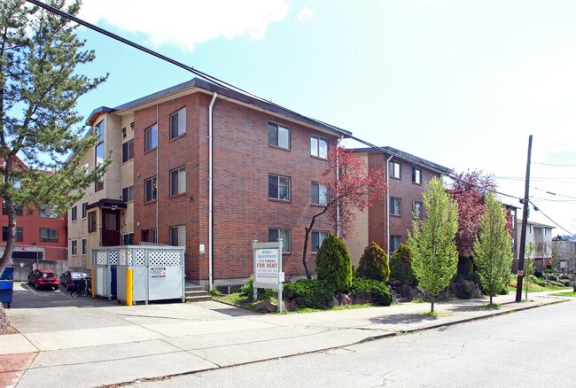 Alder Apartments