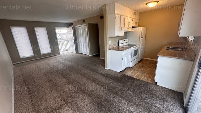 property at 6716 W Par Ln