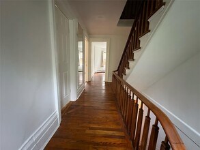1492 E Main St in Shrub Oak, NY - Building Photo - Building Photo