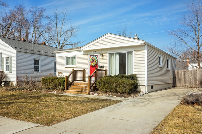 1635 Cole St in Birmingham, MI - Building Photo - Building Photo