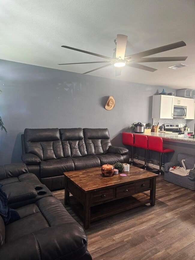 property at 1010 Cedar Point Dr